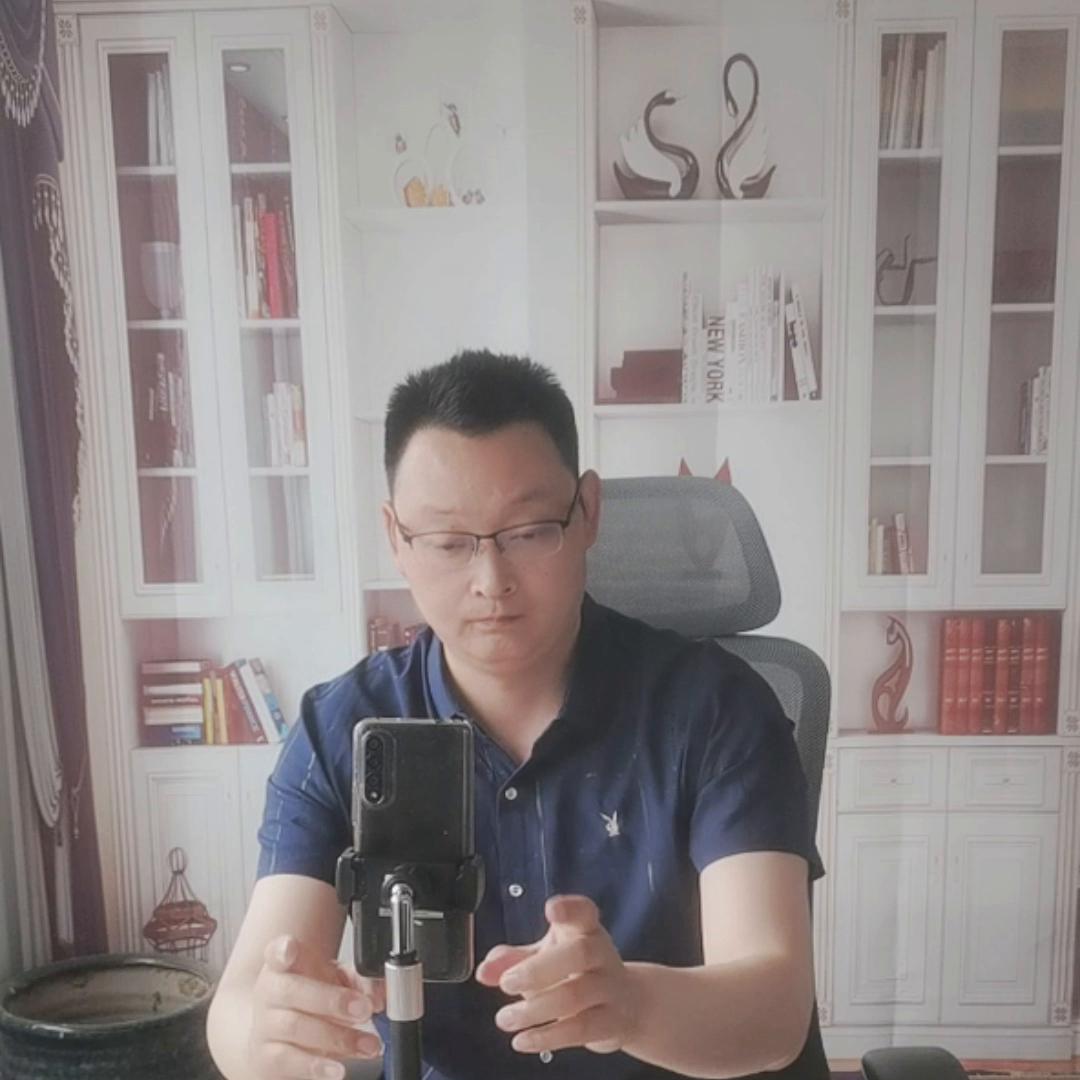 致敬每一位创业的朋友#创业#创业者@DOU+小助手