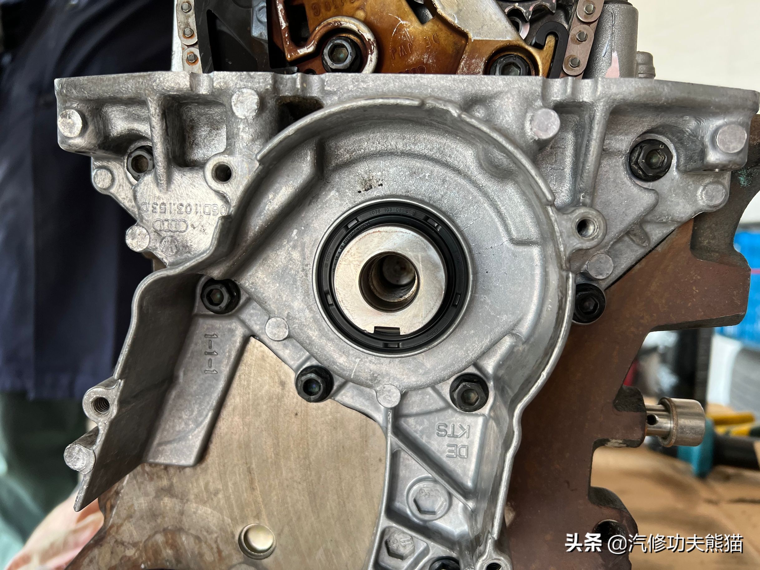 奥迪大众保时捷烧机油专修,2.0t奥迪a6烧机油吗