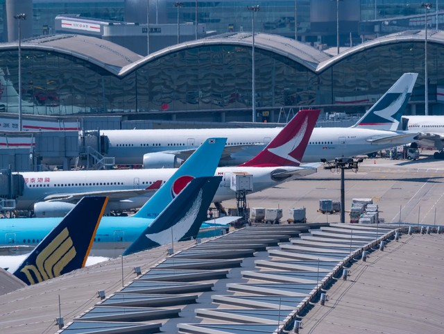 国泰航空被爆歧视非英语乘客,国泰航空歧视非英语乘客看法