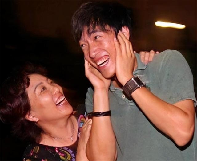 刘翔耻辱,为什么刘翔受伤后这么多人评价他