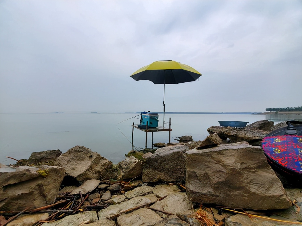 垂钓野钓技巧,野钓技巧和注意事项