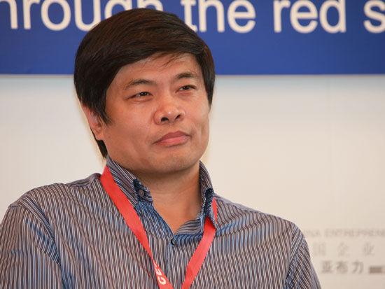 离婚18年，富豪丁健和许戈辉生下女儿，她的北大前妻如今怎样了？