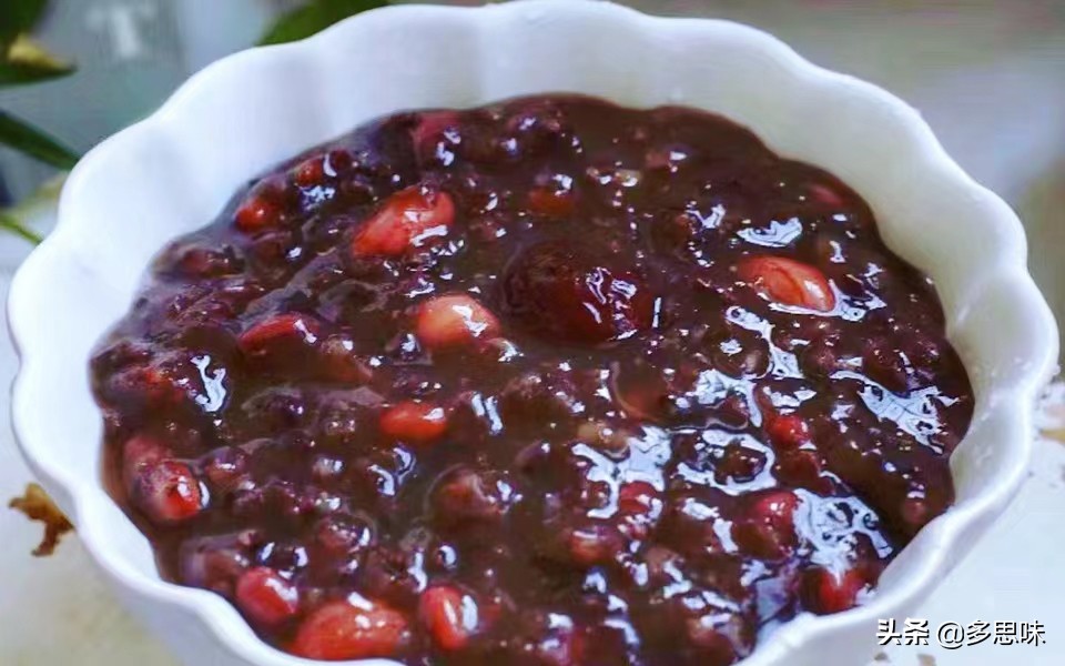 夏季养心粥的9种做法,夏天喝什么粥养胃六款养胃粥推荐