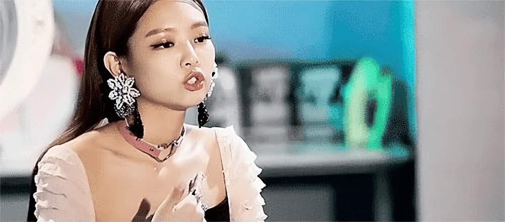 权志龙疑与YG解约,权志龙jennie分手了吗