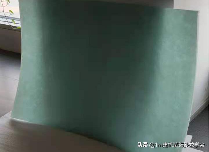 玻璃和玉石材质有什么区别,透光玉石玻璃是什么