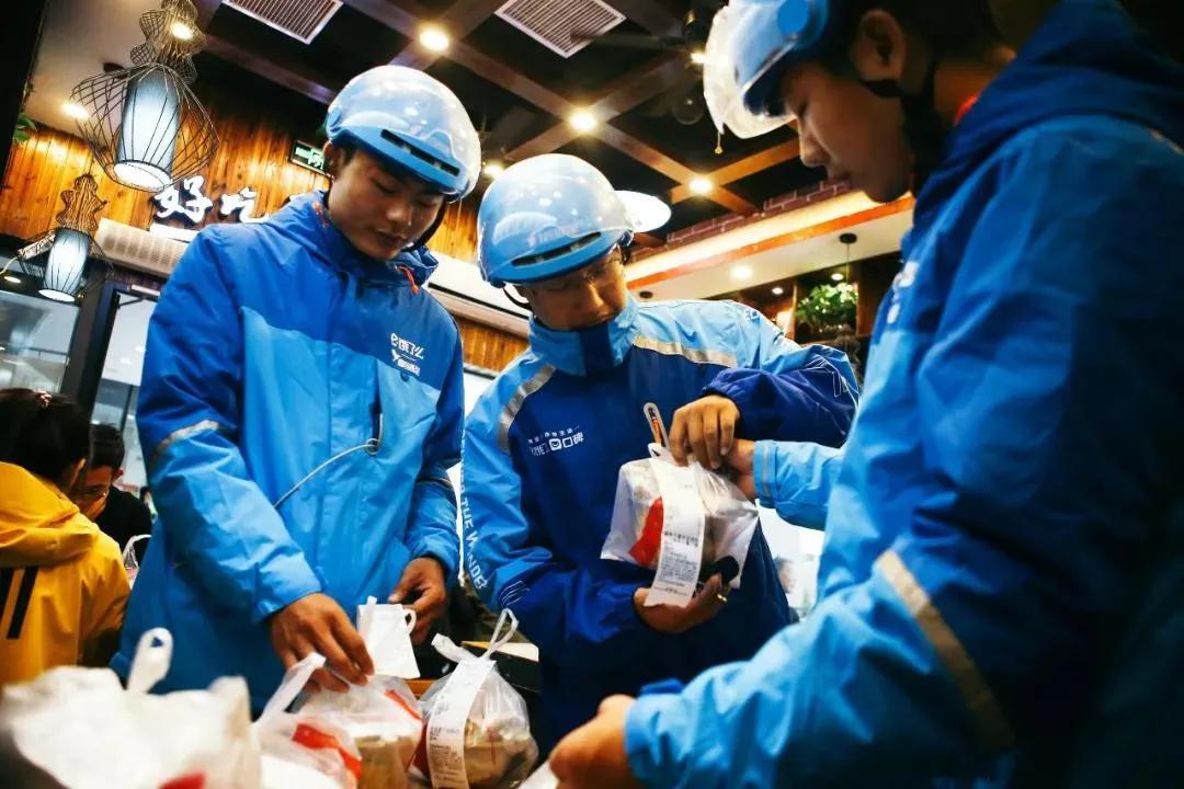 外卖小哥月入过万是真的么,聊聊外卖小哥月入过万的故事