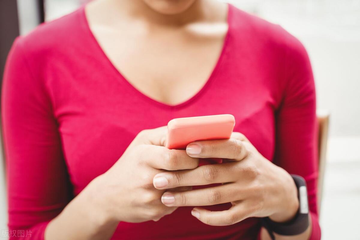 提醒大家微信聊天尽量不要发语音,为什么微信聊天尽量别发语音