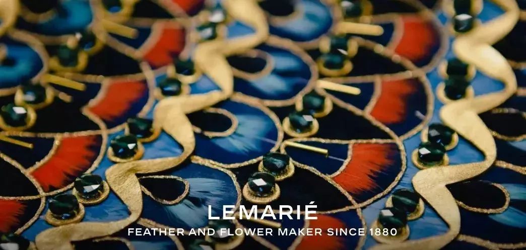 chanel衣服为啥贵,chanel女装贵吗