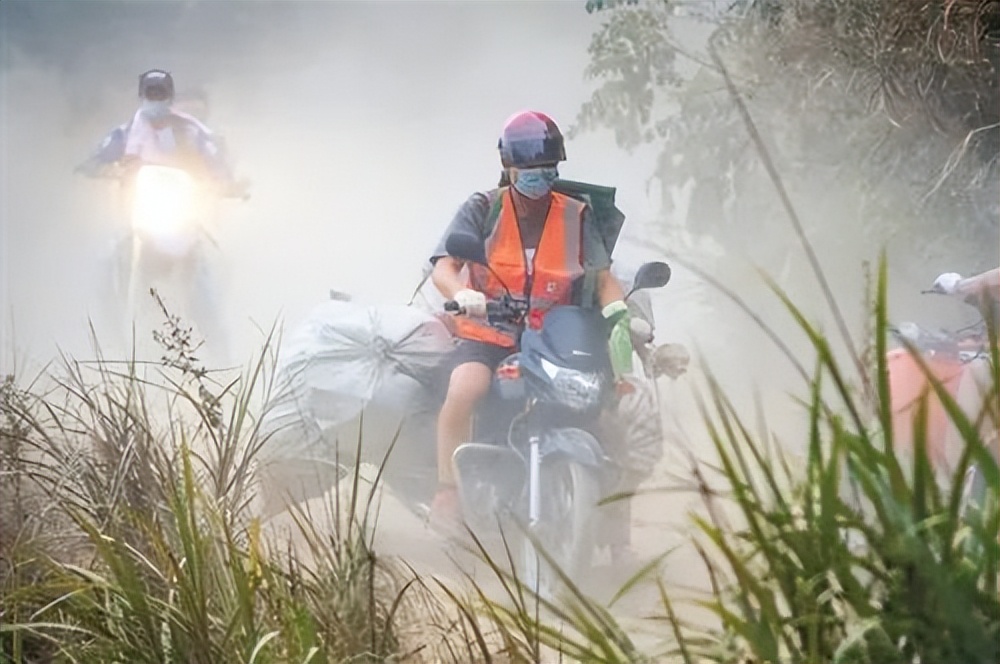 “摩托骑士”向山火逆行盘点国内摩托车胎企业