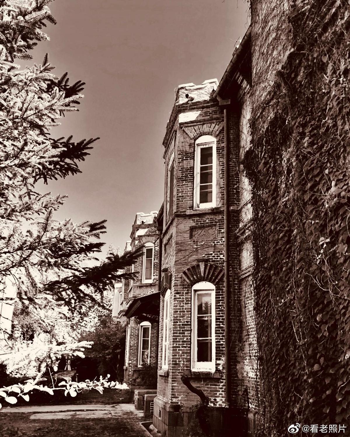 日军日记:*安妇慰**不服从管教,我很愤怒,用*刀刺**插入她的*体下**