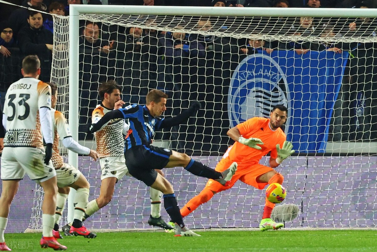 亚特兰大3-2战胜ac米兰集锦,亚特兰大4-0米兰