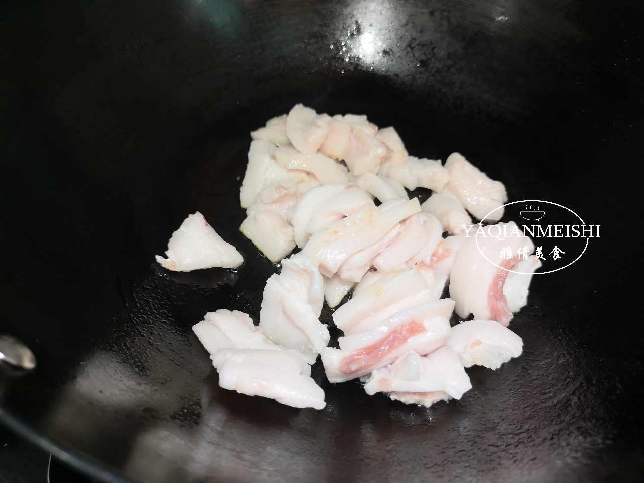 猪油是世界上最健康的油？“猪油渣”能不能吃？答案我来告诉你