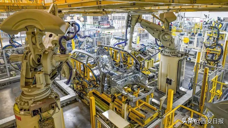 一分钟产一台车的工厂,一分钟产一个车的智能工厂