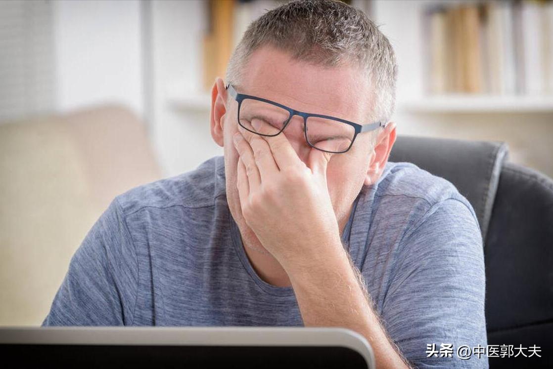 三味药煮水，养血填精、滋补肝肾，横扫眼干、眼涩、眼花、飞蚊症