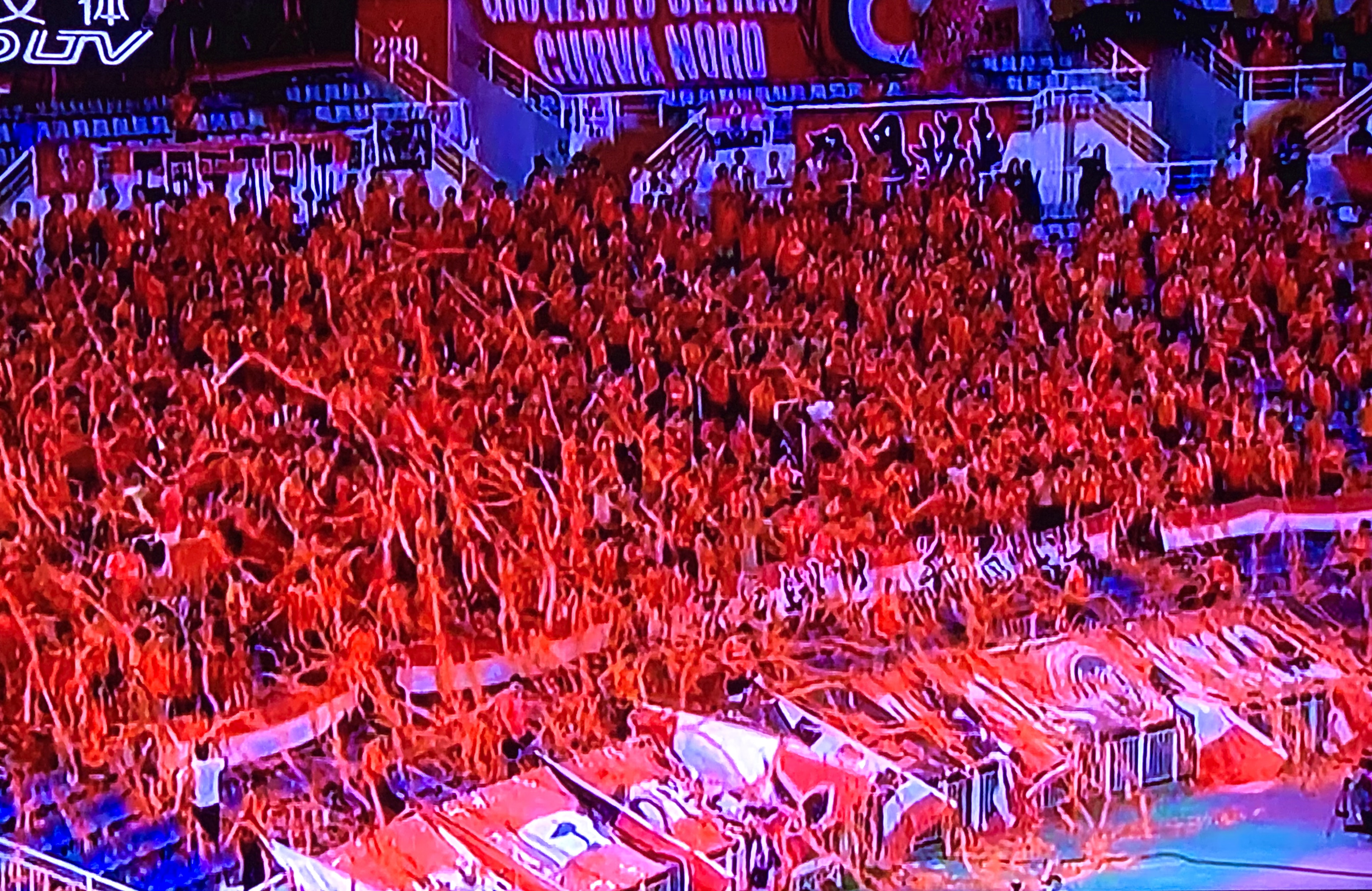 大连一方和山东鲁能泰山队,1994大连万达对阵山东泰山