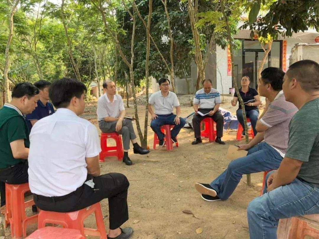 村干部不作为？如何维护农民的合法权益？这几种举报途径可以借鉴