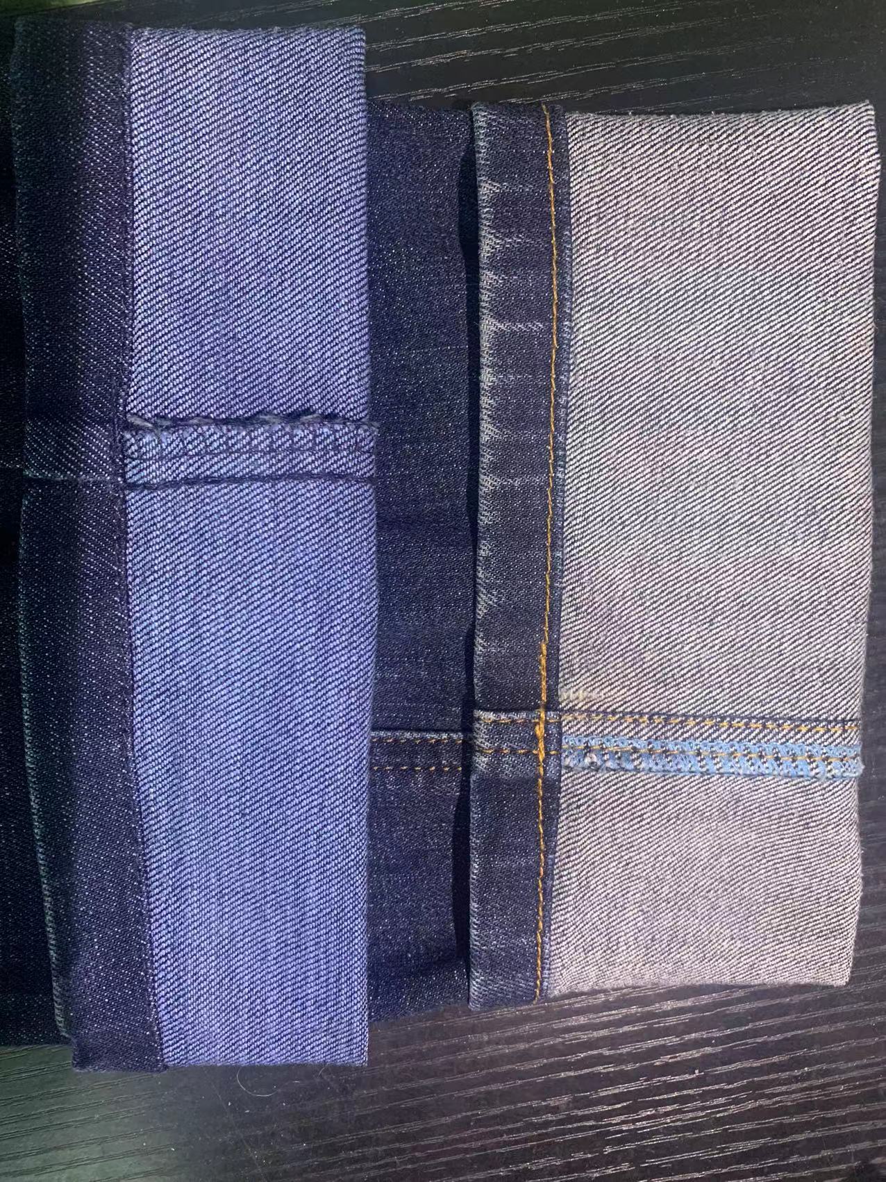 二十多块钱一条的牛仔裤,几十块钱的牛仔裤和100块钱的差别