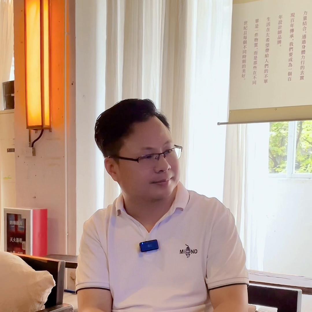 女企业家创业艰辛励志,40岁女企业家创业心路历程分享