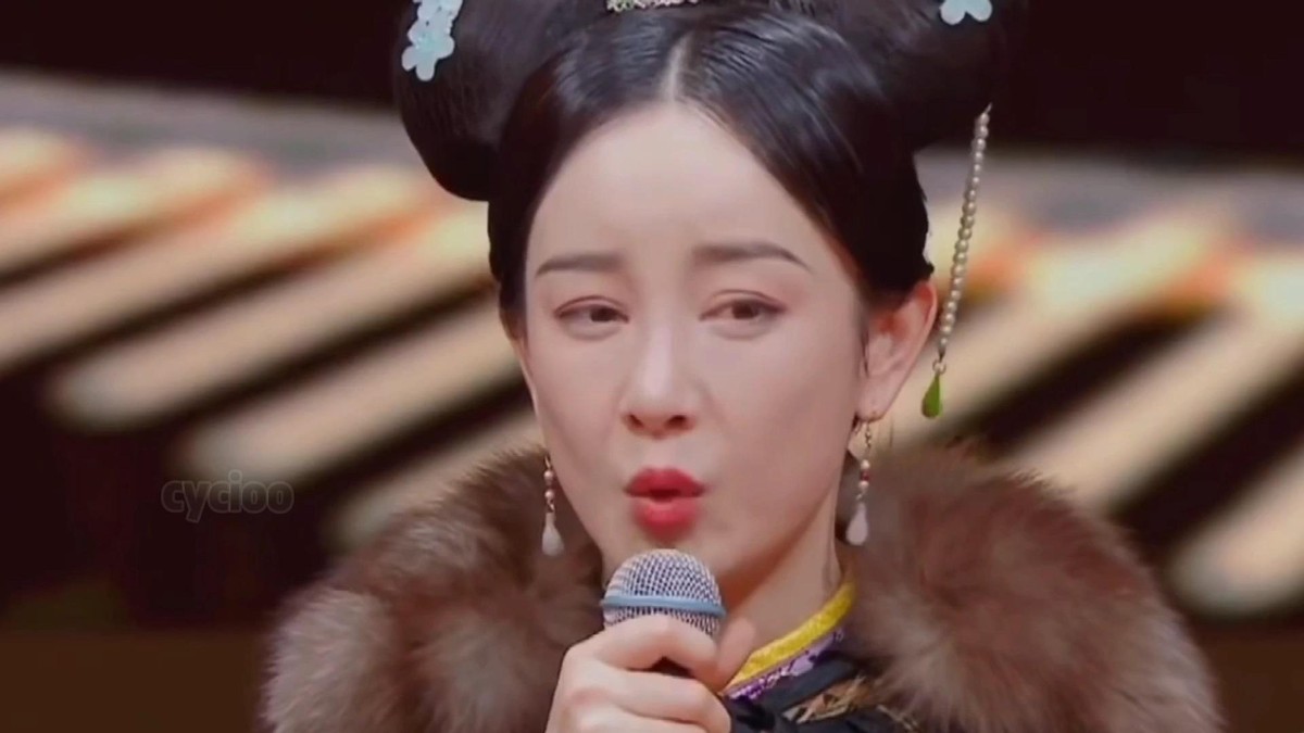 整容整毁的女明星对比照,整容失败女明星今昔对比