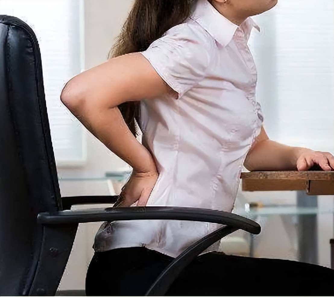 女人总是腰凉什么原因,女性坐着腰痛腰凉的原因有哪些