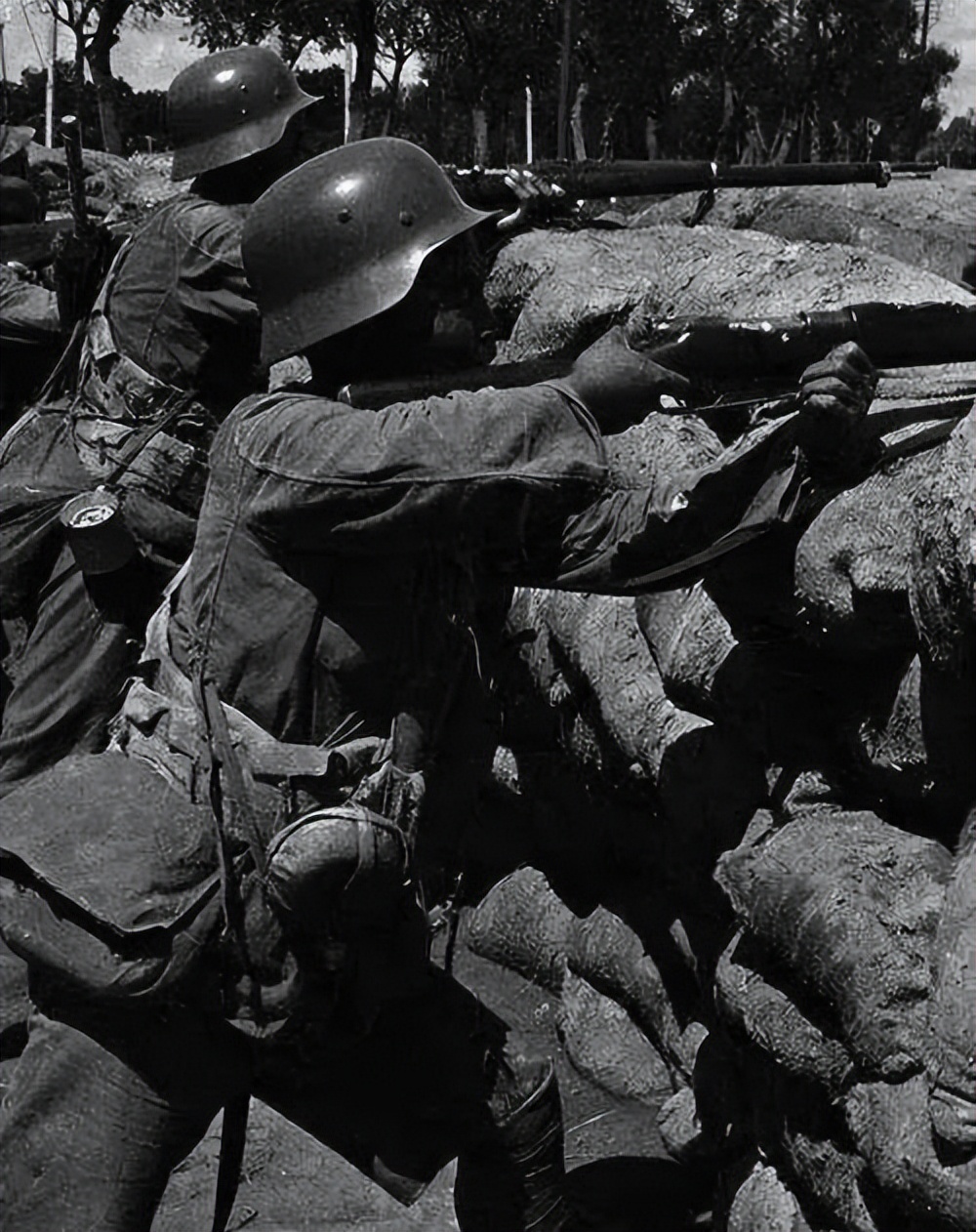 亮剑白刃战有多厉害,53式步骑枪与三八大盖哪个厉害