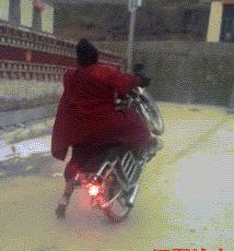 老婆包里发现的卡,老婆包里发现了啥