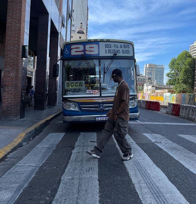 lisa和celine的穿搭风格,celine和lisa要到期了吗