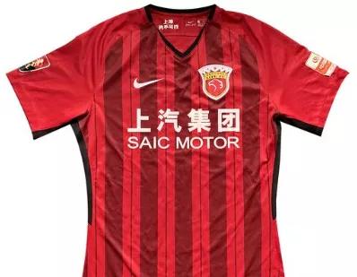 达姆施塔特足球俱乐部球衣,布伦特福德足球俱乐部球衣