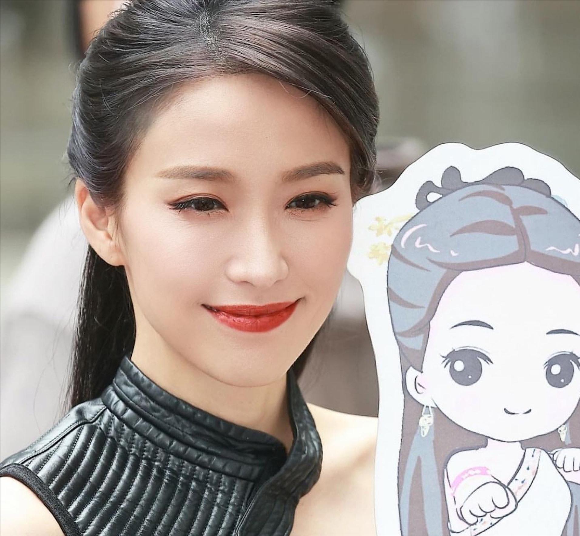 15位惊艳了时光的女港星,陪伴我们长大的12位女港星