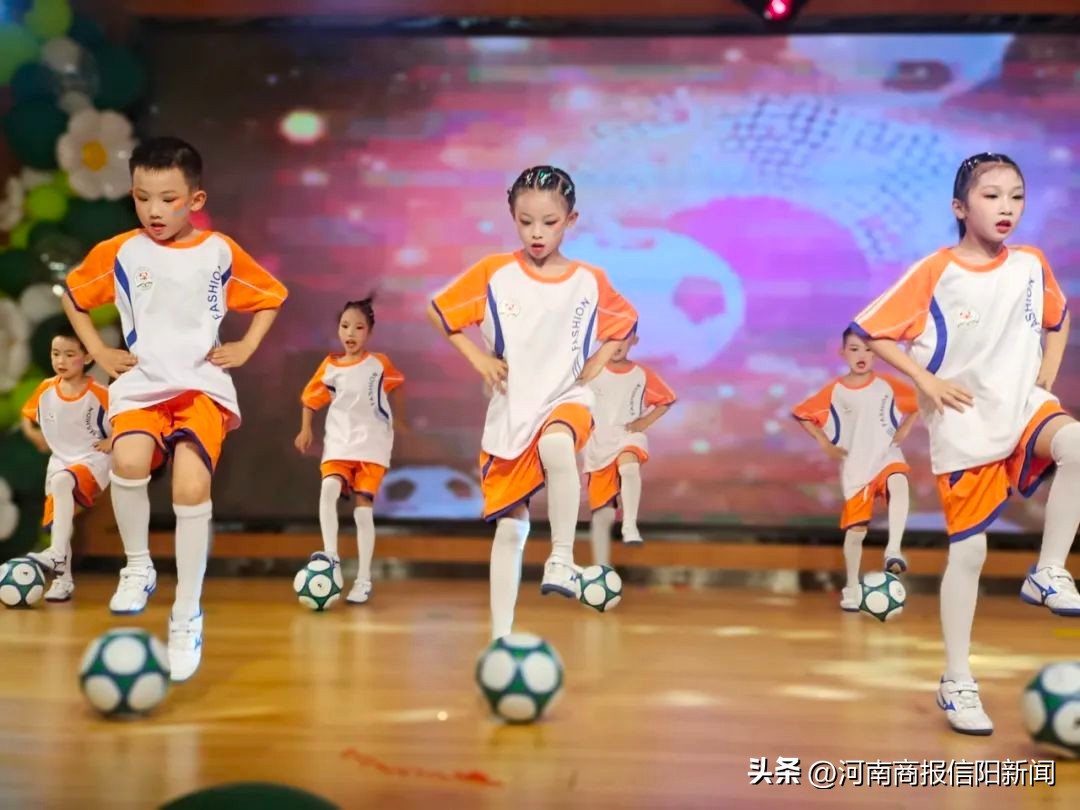 文艺汇演拔河啦啦操,啦啦操汇演