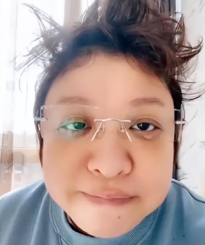 十位感染新冠的名人有没有死,12月因新冠去世的名人