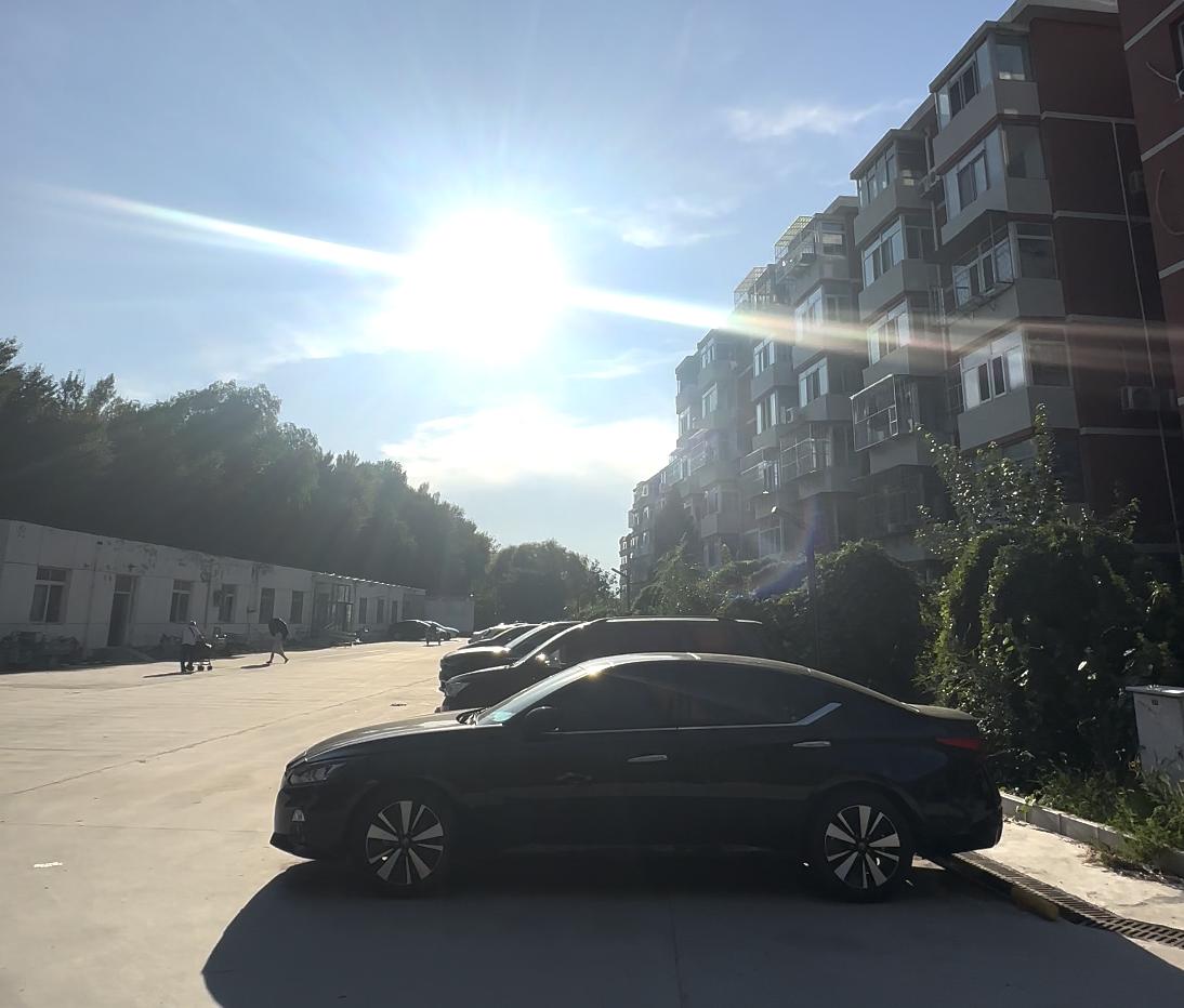 先有小区后有路应该装隔音屏吗,先有高架后有小区隔音屏应该谁装