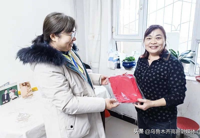 三八妇女节巾帼魅力绽芳华图片,情暖三八节巾帼绽芳华文章