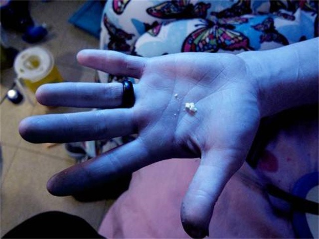 2009年，女毒贩为爱拒供黑人男友，被判死刑后哭着向父母表示忏悔