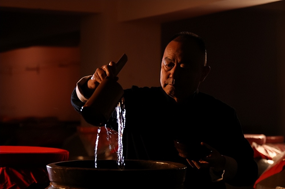 贵州名酒排行百年糊涂,为什么糊涂酒在贵州不出名