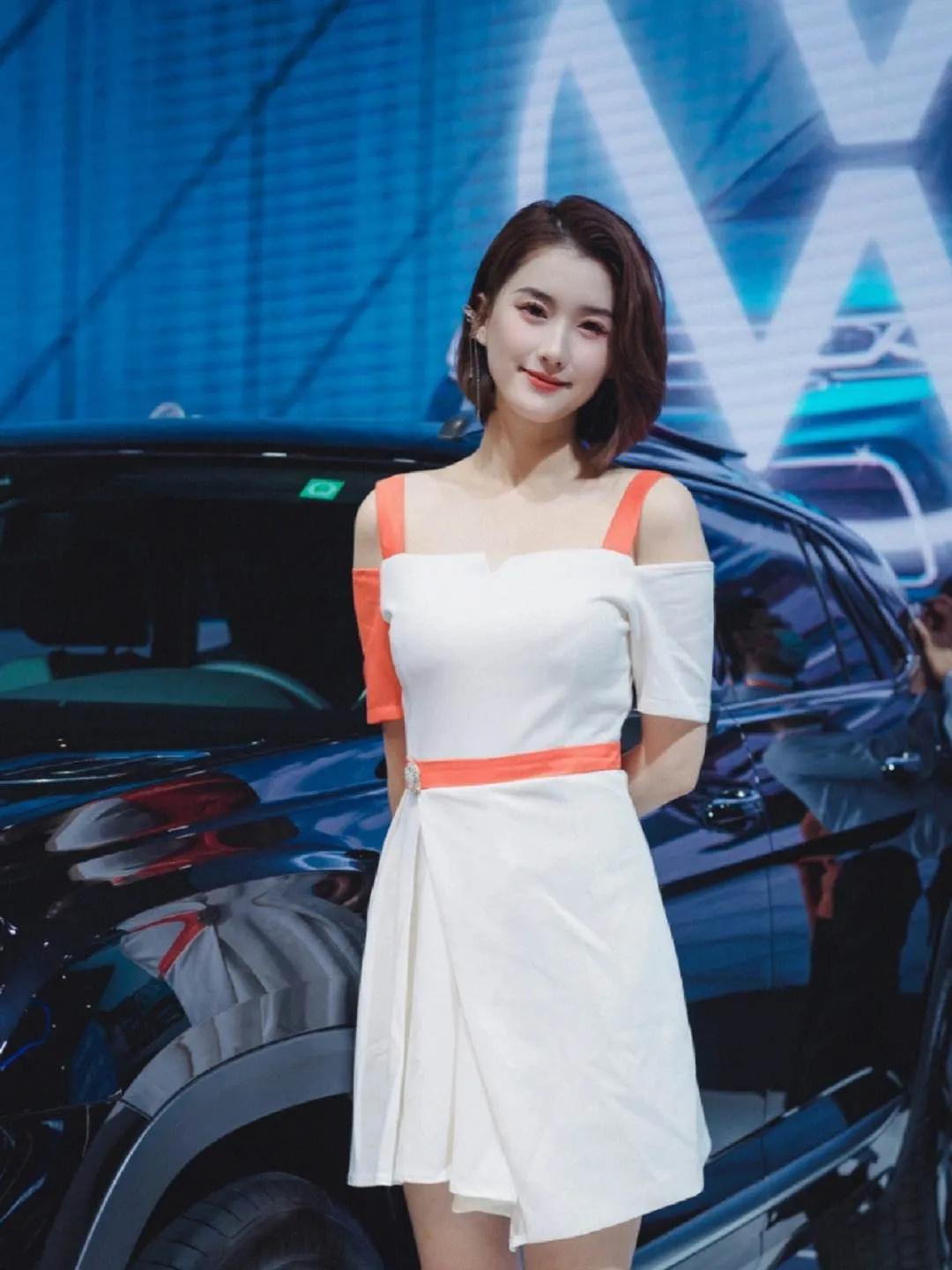 车展车模为什么不让拍照,为什么车展都是车模走秀