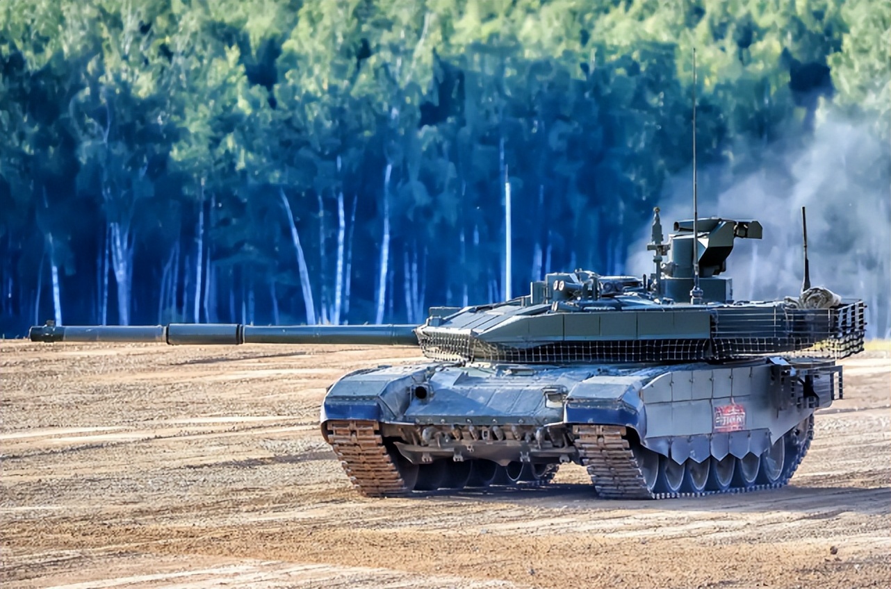 美国向波兰出售m1a2坦克,俄罗斯坦克和m1a2对比