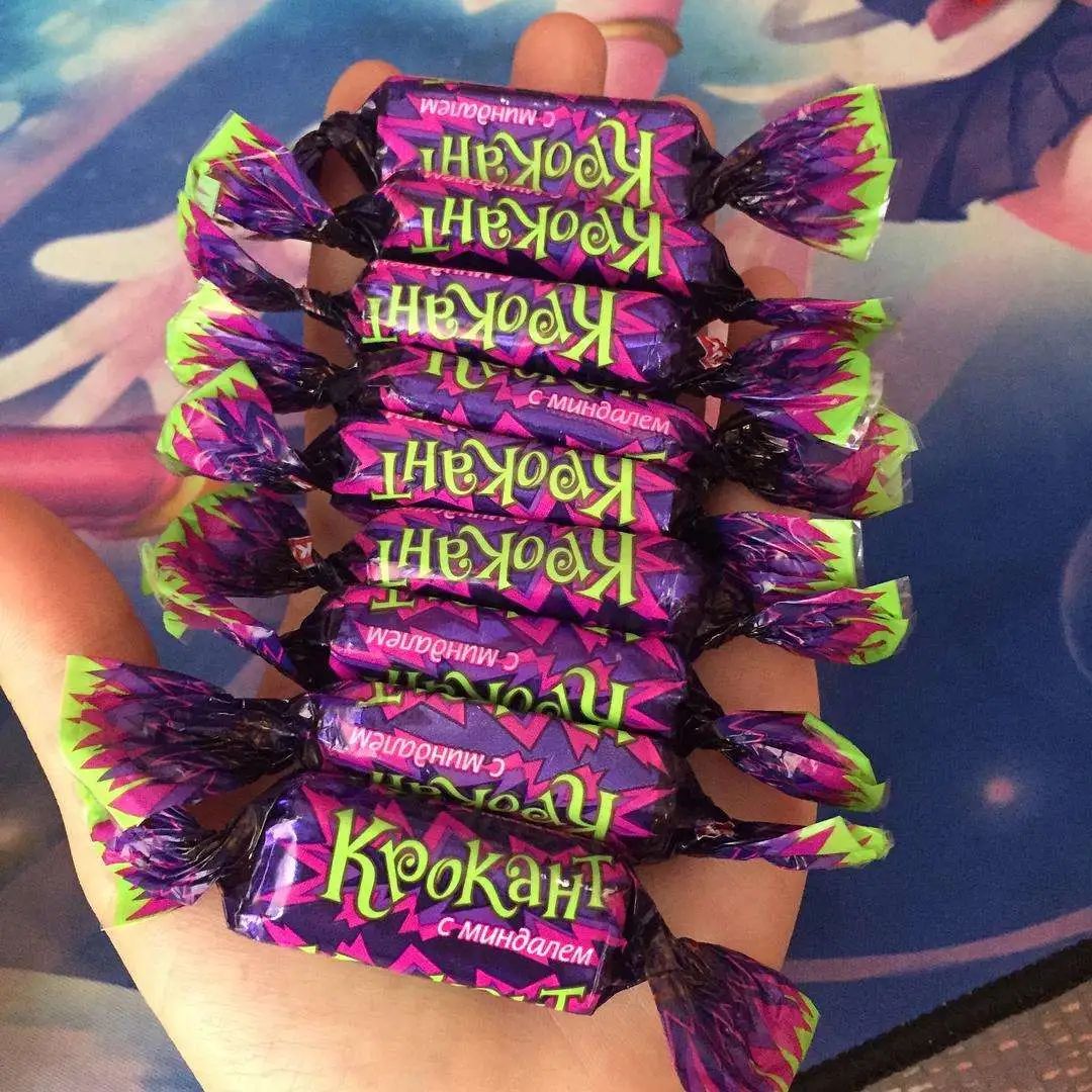 网友买完俄罗斯冰激凌,国外网友看俄罗斯特产被抢购空了