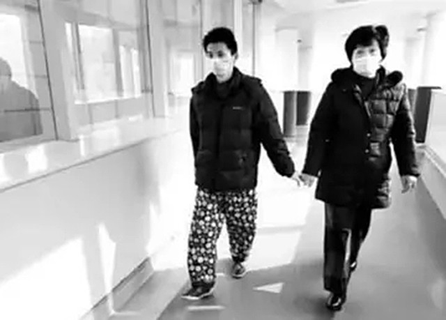 割肝救儿暴走妈妈,暴走妈妈割肝救子现状