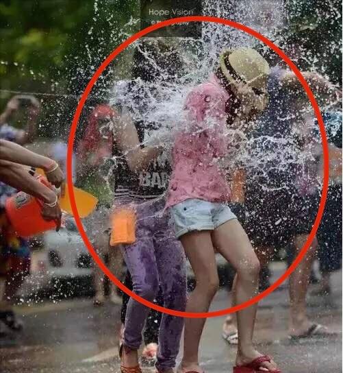 西双版纳泼水节现场被围攻,西双版纳泼水节恶劣事件怎么处理