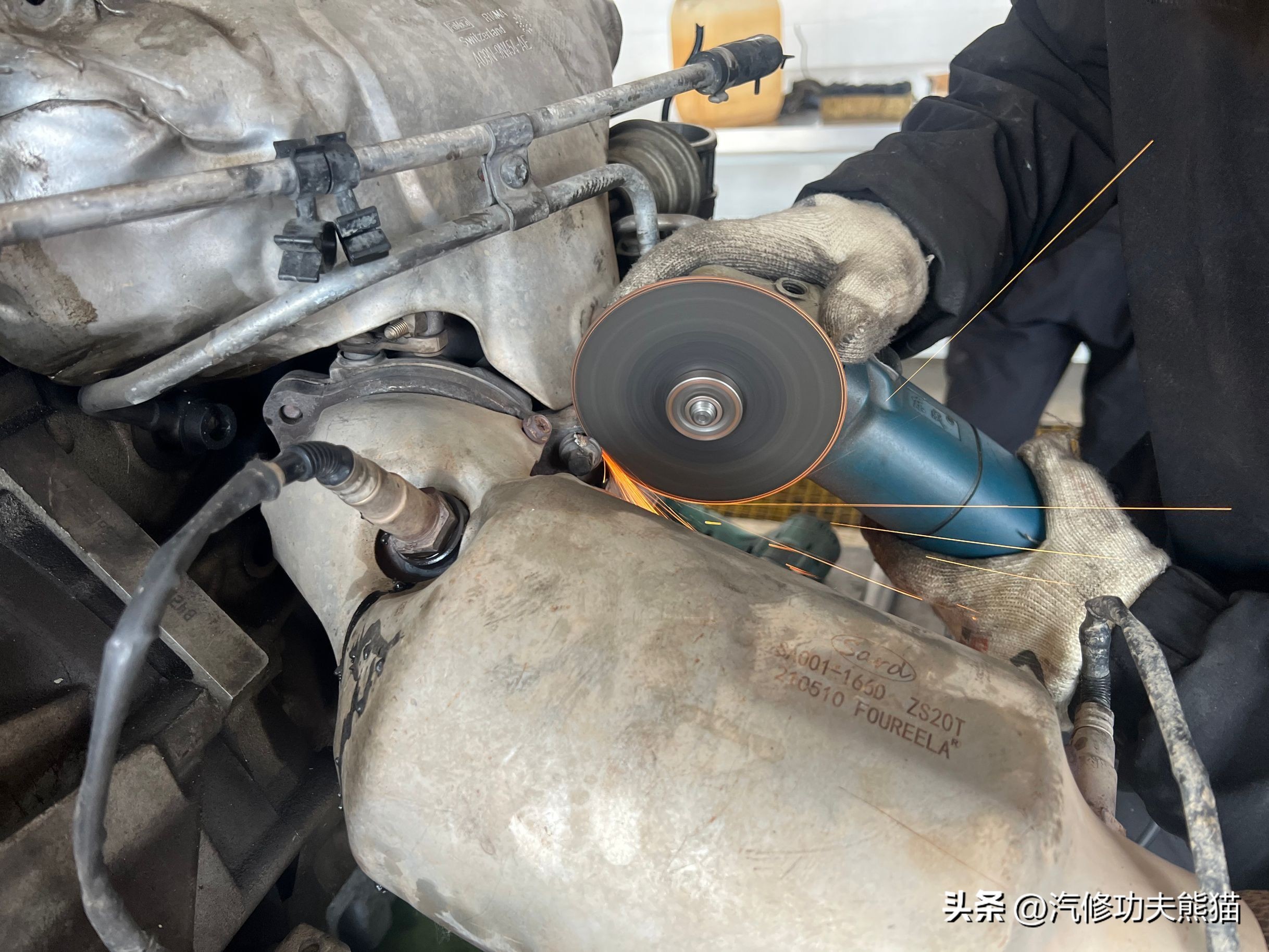 沃尔沃xc60十年老车,最新款沃尔沃xc60烧机油是通病吗