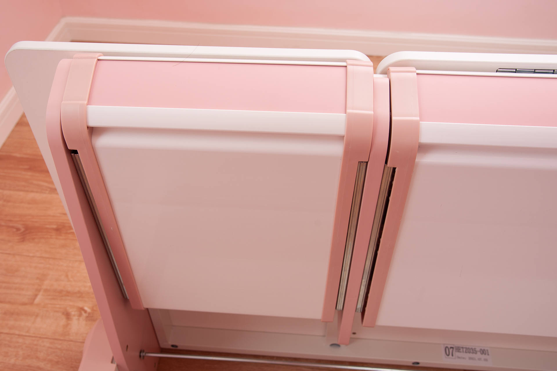 黑白调儿童桌椅——星空号评测帮助孩子养成良好坐姿习惯