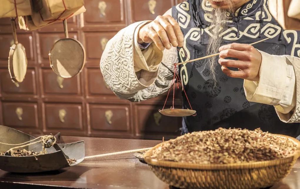 中医药重大疫情防控,肺炎疫情的历史性时刻