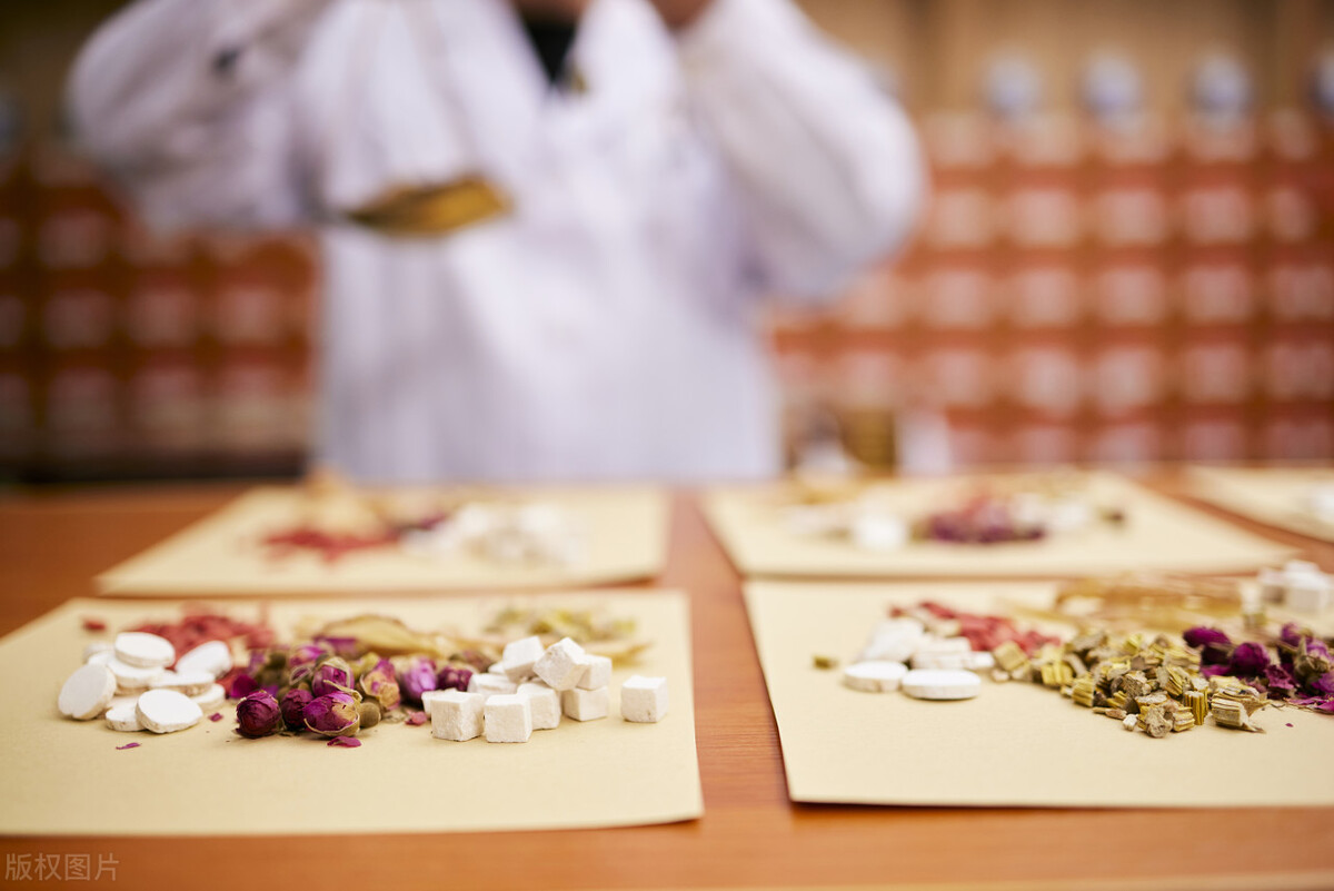 肝气郁滞腹泻怎么治,肝气郁结吃中药调理拉肚子正常吗