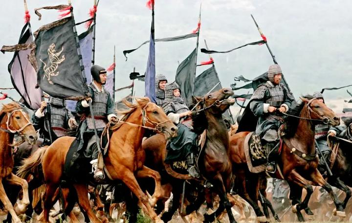 古代打仗弓箭手会误杀队友吗,古代打仗射死人的弓箭还会回收嘛