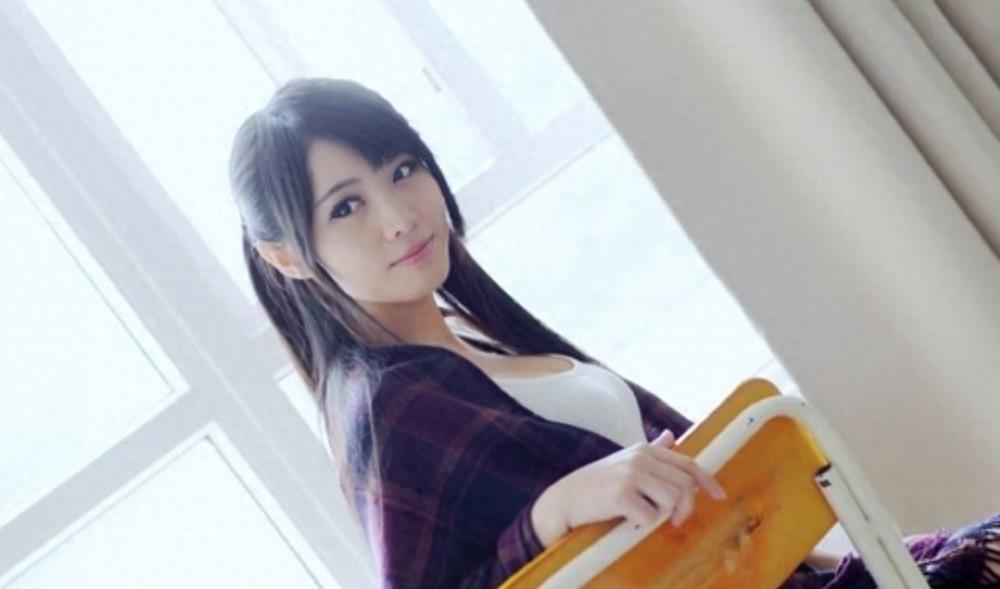 伪造证件参与诈骗定什么罪,伪造证件实施诈骗构成何罪