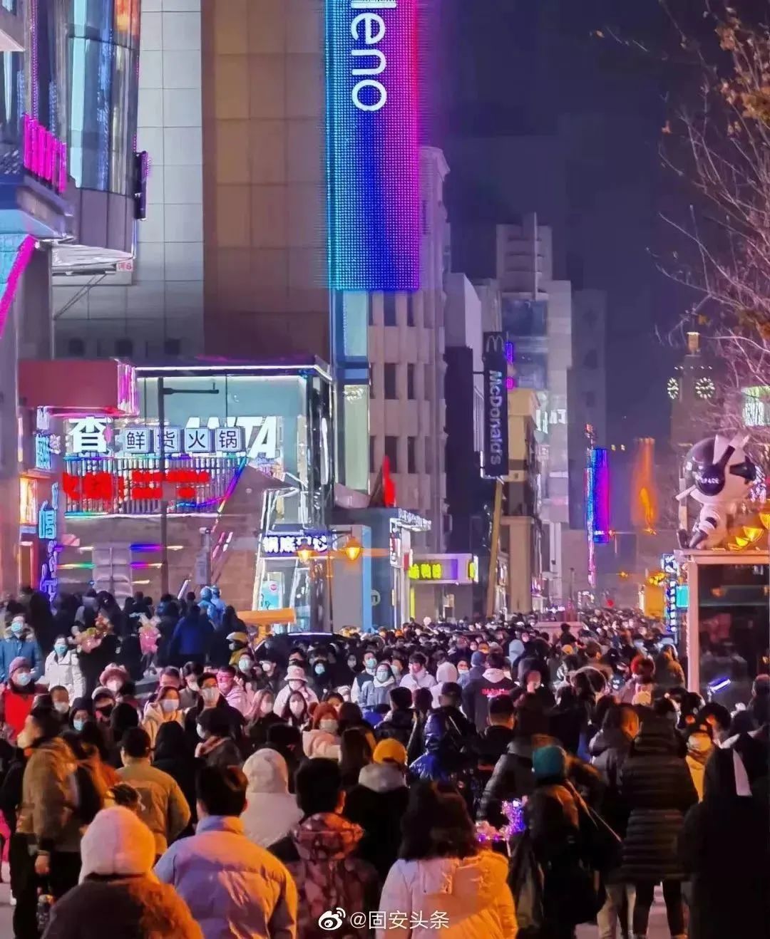 昨夜的滨江道，彻底刷屏了！