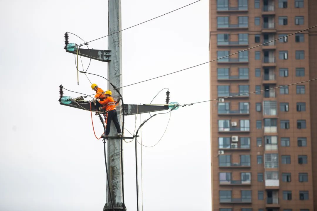 有能力去踢世界杯吗,一个普通人怎么能去踢世界杯