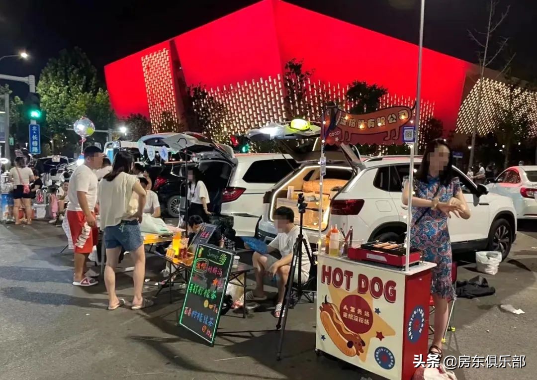 餐饮外摆重拾烟火气,为郑州餐饮外摆提出合理化建议