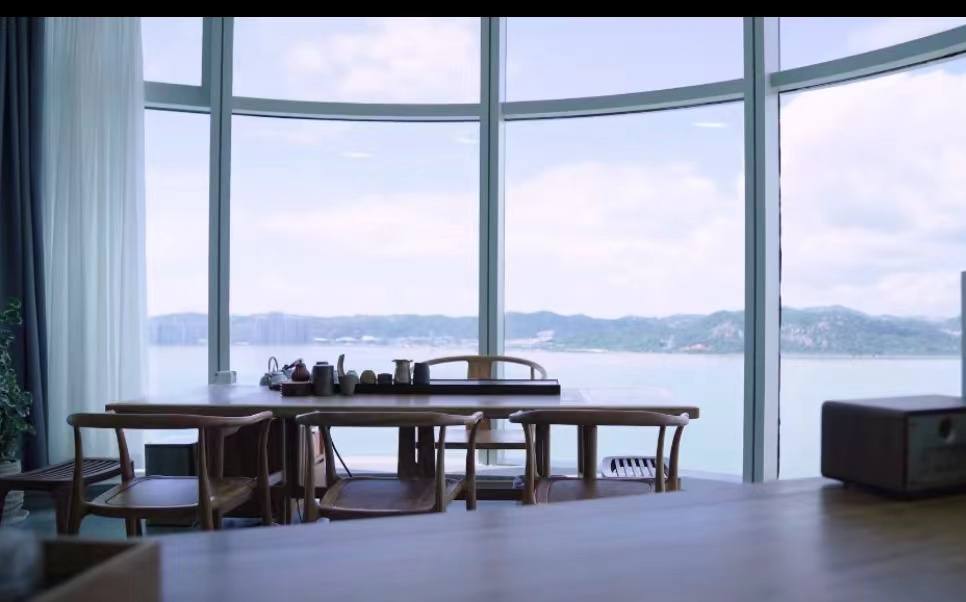 80后广东小伙，回村织毛衣，年入500万，一件毛衣卖8990元，凭啥